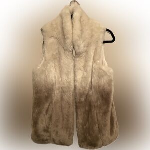Chico’s - Ombré Faux Fur Vest - Ivory/Tan - Open Front - Size 0